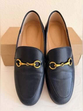 Vertundy Black Leather Loafers with Gold Horsebit Detail - Women's Size 6.5